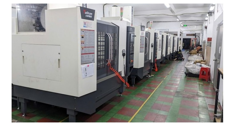 Phân loại máy phay CNC 3 trục theo kết cấu, quy mô và chức năng, giúp người dùng chọn đúng loại máy phù hợp nhu cầu gia công.