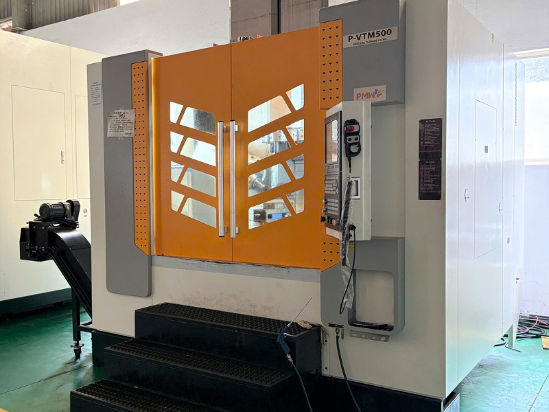 Máy tiện phay CNC PMW P-VTM500